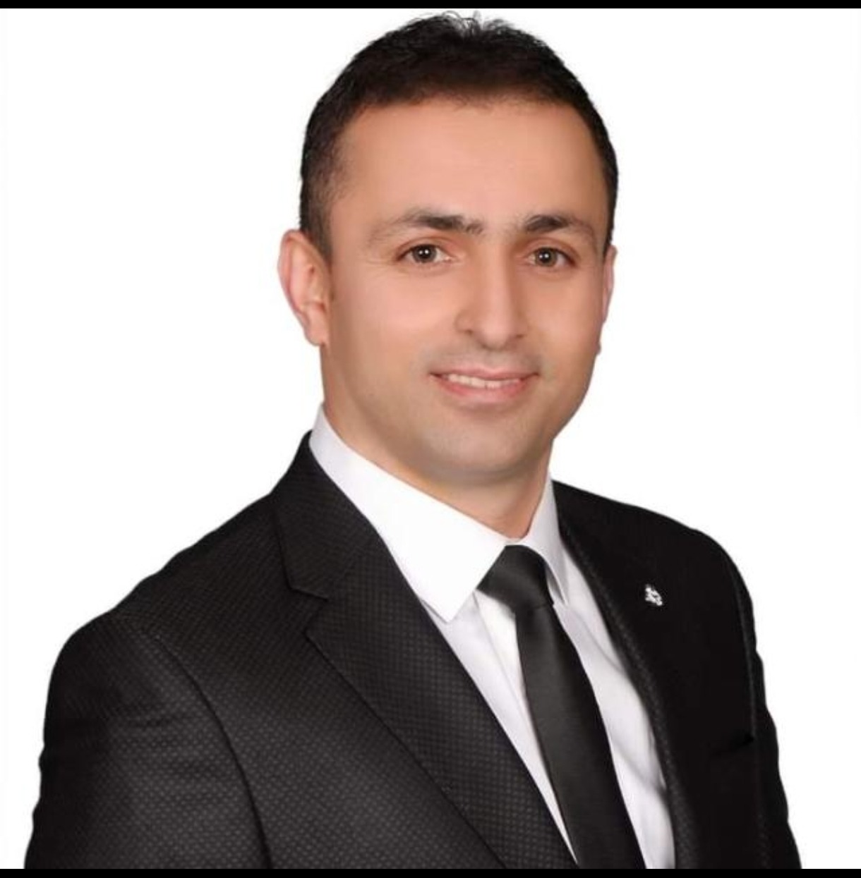 Yeşilyurt Muhtarı Ayhan DEMİRKURT